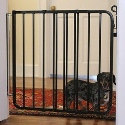 Auto-Lock Pet Gate